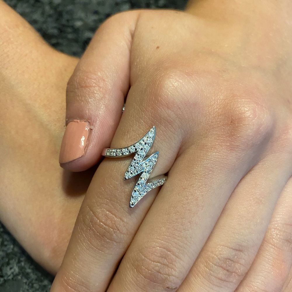 Sterling Silver Cz Zig Zag Ring - Picture 6 of 16